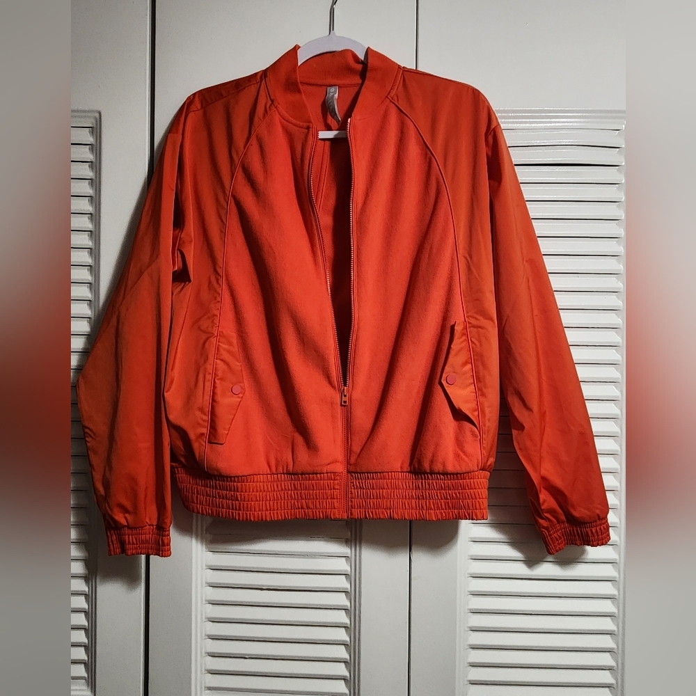 ATHLETA mixed medium Satin and Fleece Bomber Jacket size M